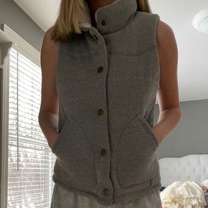 Gray, cozy, cute vest with fur